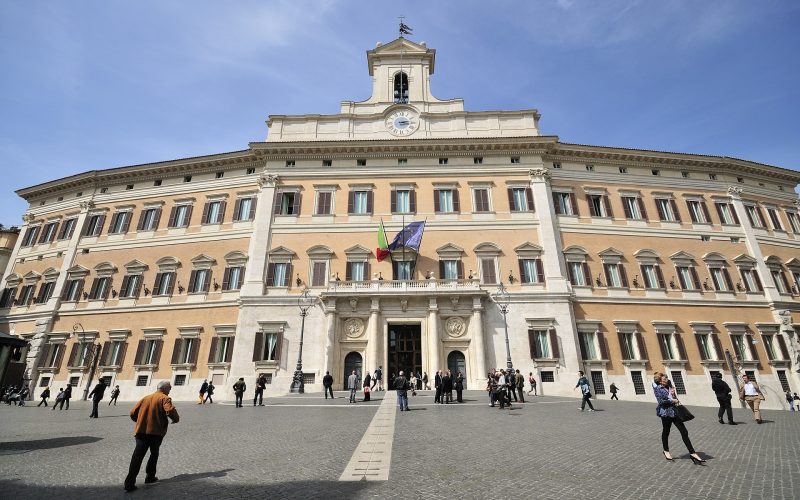 Montecitorio_-_panoramio