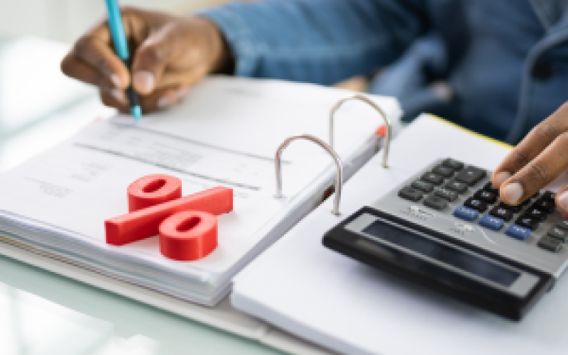 tassi di interesse giù ad aprile